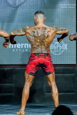 MEN'S PHYSIQUE новички